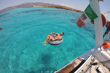 One way cruise from Mykonos to Paros via Small Cyclades