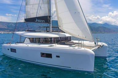 Crociera in flottiglia in Grecia -  Arcipelago delle Sporadi - 2 catamarani e 1 barca a vela   3/13 agosto 2024