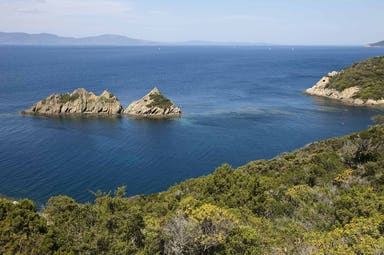 Vacanza a vela charter Ponte del 25 aprile in Costa Azzurra
