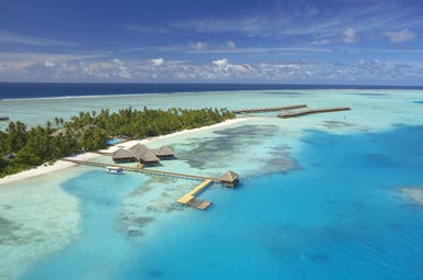Maldives vacation at the Medhufushi Island Resort