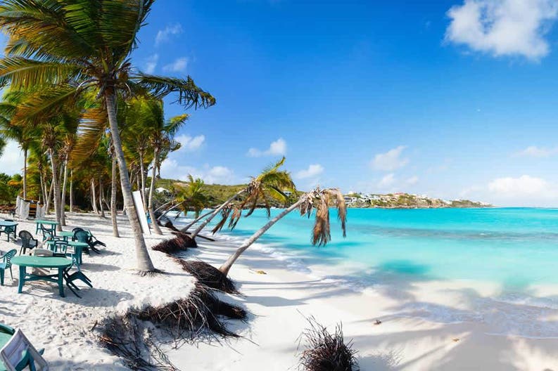 View of the crystal.clear sea in Anguilla