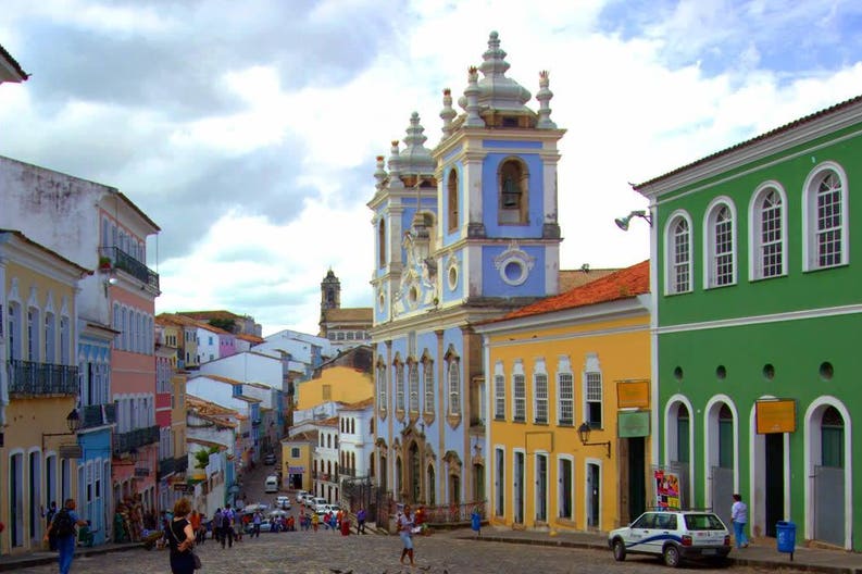 brasile-salvador-de-bahia-largo-do-pelourinho-largo-do-pelourinho-a-salvador-de-bahia-in-brasile-copia