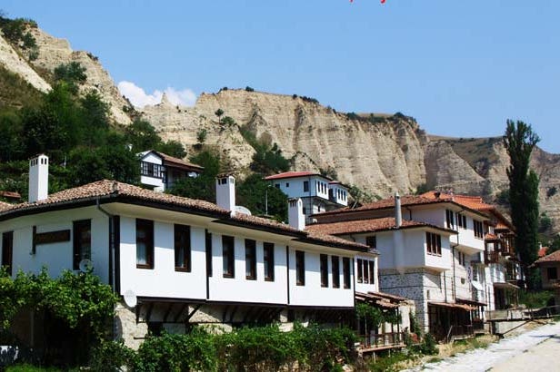 melnik-paese-2