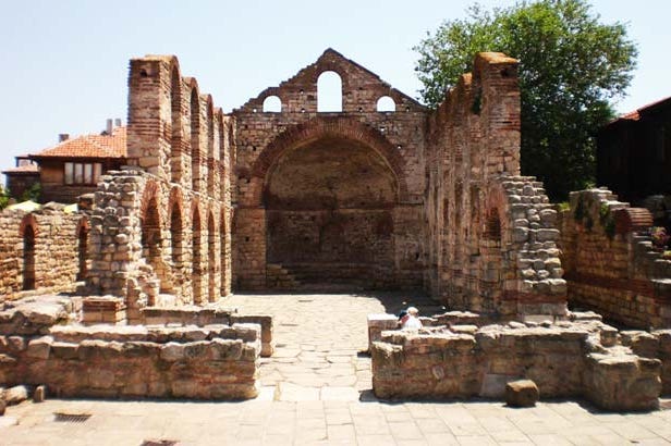 nesebar-bulgaria-resti-chiesa