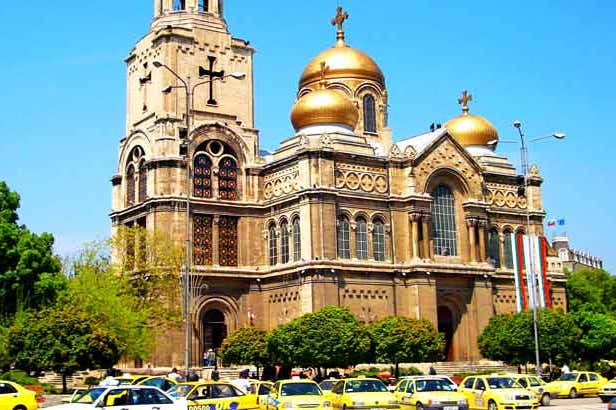 varna-bulgaria-cattedrale