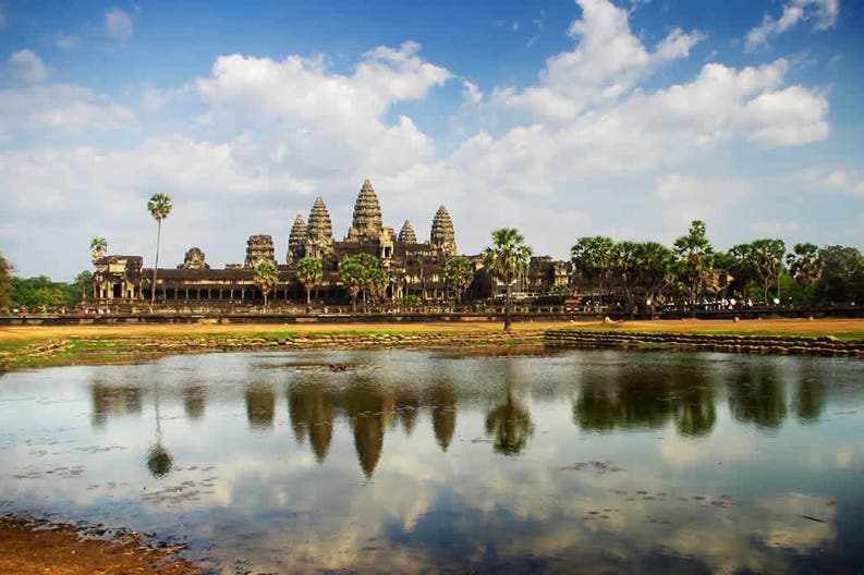 Veduta del tempio Angkor Wat in Cambogia