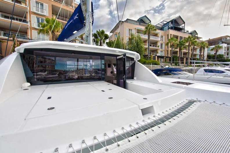 Detail of a sailing boat Leopard 40