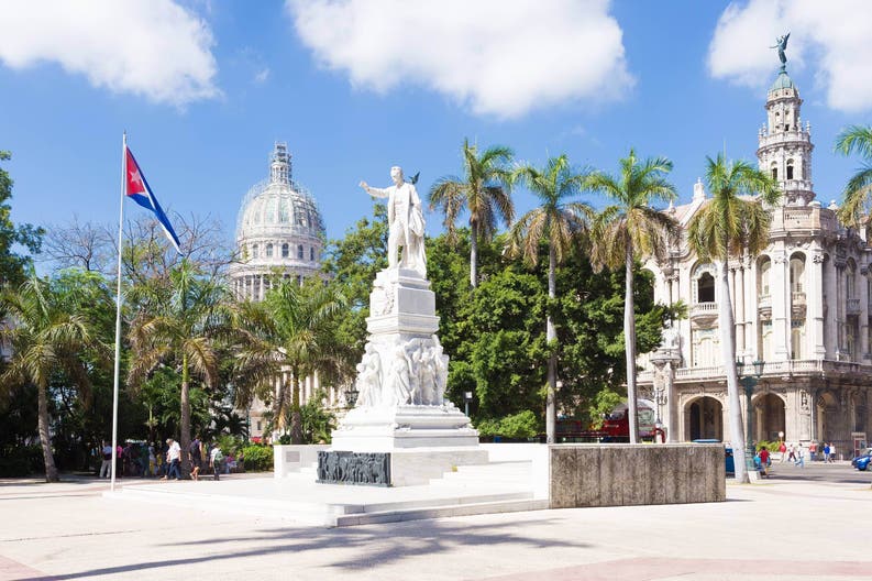 146149112-the-central-park-of-havana-with-the-capitol-in-the-background