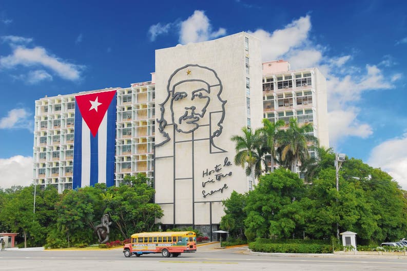 Piazza della Rivoluzione all'Avana in Cuba
