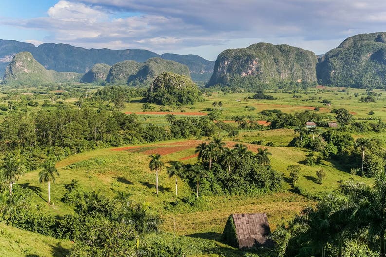 View-of-Valle-de-Vinales-in-the-west-of-Cuba