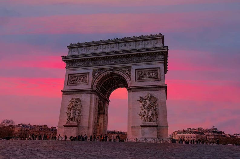 france-paris-arc-de-triomphe