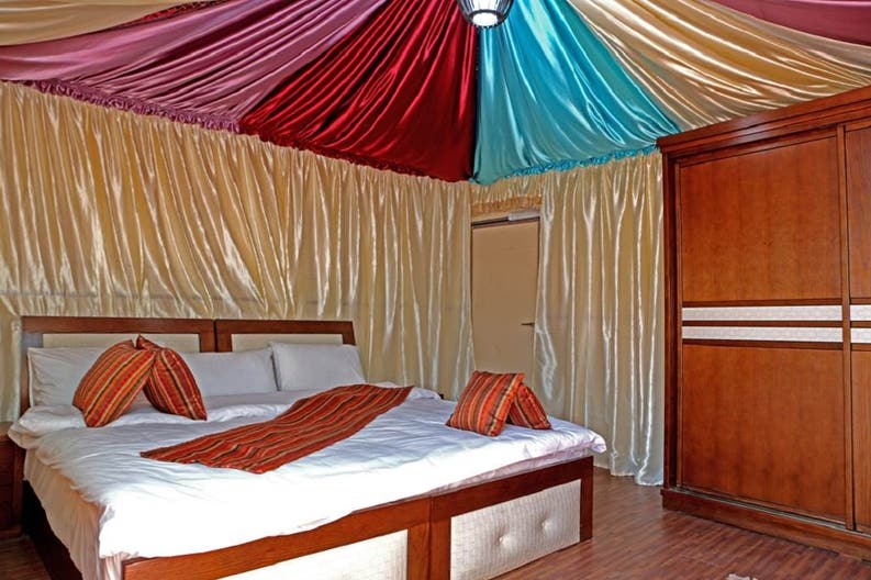 wadi-rum-sun-city-camp-bedroom