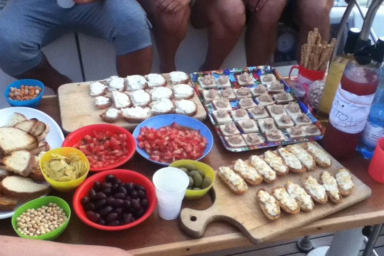 cabin-charter-grecia-cibo