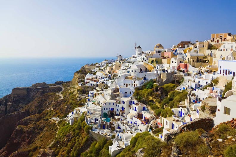 greece-santorini-oia-village