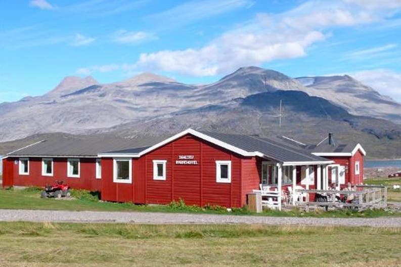 External view of the Igaliku Country Hotel B&B in Greenland
