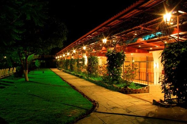 External view of the hotel Soleil La Antigua in Antigua in Guatemala