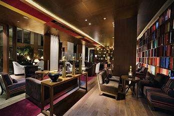 Hotel Lounge