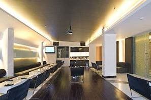 4043271-6-b