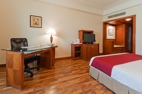 accord-metropolitan-chennai-camera