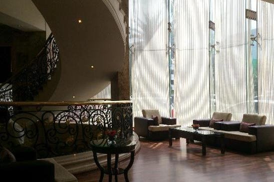 accord-metropolitan-chennai-lobby