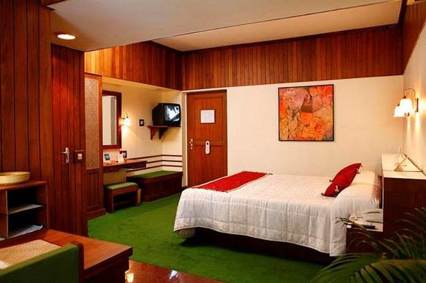 Spaziosa camera del Casino Hotel a Cochin in India