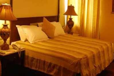 hassan-ashok-hassan-camera