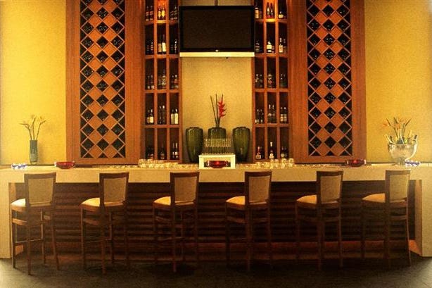 Bar of the Golden Tulip Hotel in Jaipur in India