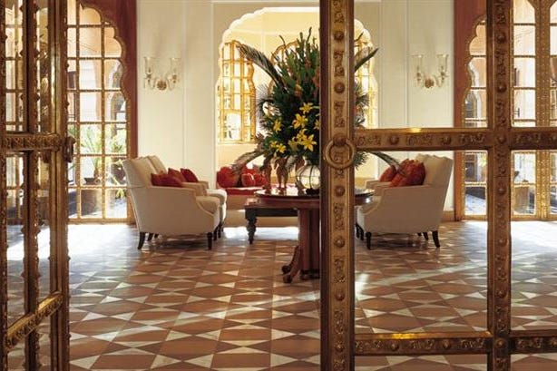 Lobby del The Oberoi Rajvilas a Jaipur in India