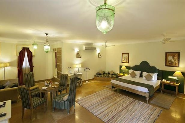 fort-rajwada-jaisalmer-camera-8