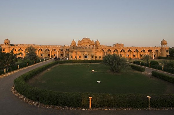 fort-rajwada-jaisalmer-facciata