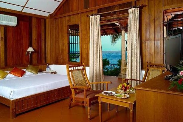 backwater-ripples-kumarakom-camera