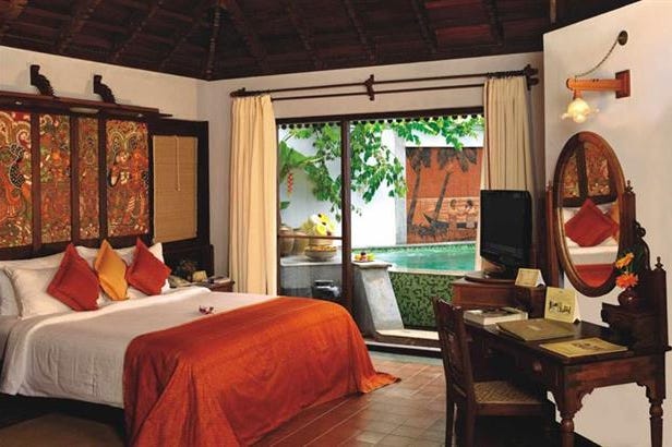 Bedroom of the Kumarakom Lake Resort in Kumarakom in India