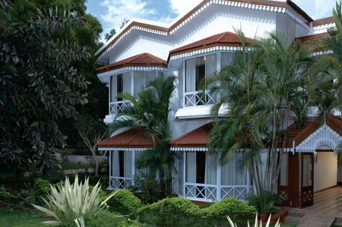 Vista dell'esterno delle camere del The Gateway Hotel a Madurai in India