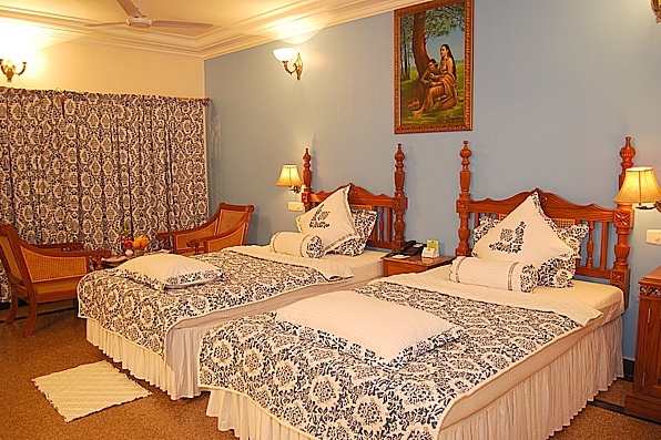 ideal-beach-resort-mahabalipuram-camera3