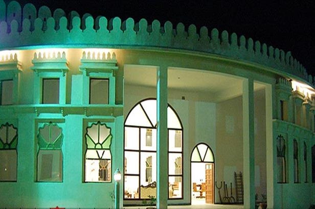 hotel-sara-vilas-mandawa-esterno