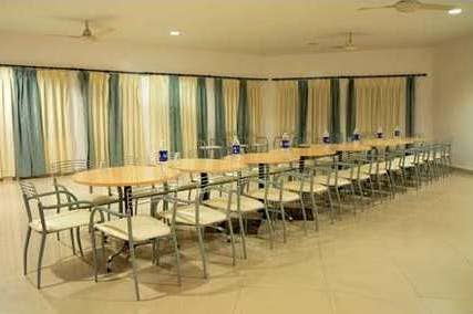 malwa-resort-mandu-sala-riunioni