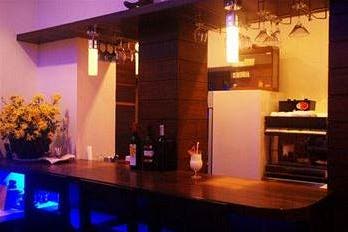 Hotel Bar