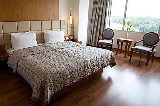 Bedroom of the Hotel Regaalis in Mysore in India