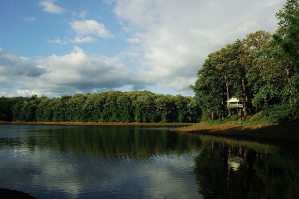 Lake of the Nameri National Park in India