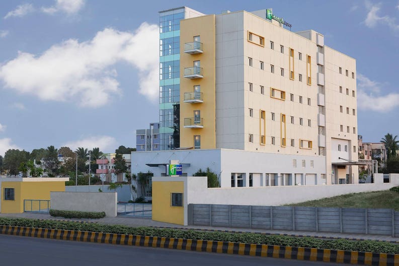 holiday-inn-express-nashik