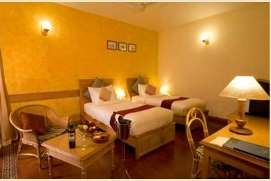 cardamom-county-periyar-camera