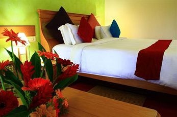 cardamom-county-periyar-camera2