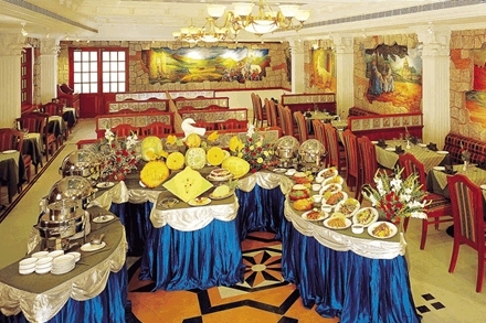 annamalai-international-pondicherry-ristorante