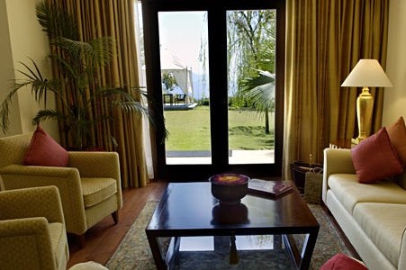ananda-in-the-himalayas-narendranafar-suite