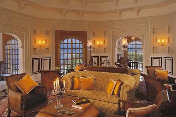 Bar dell'Oberoi Udaivilas a Udaipur in India