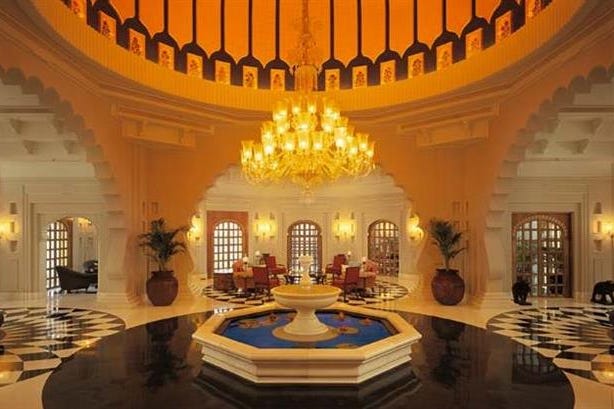 Hall dell'Oberoi Udaivilas a Udaipur in India