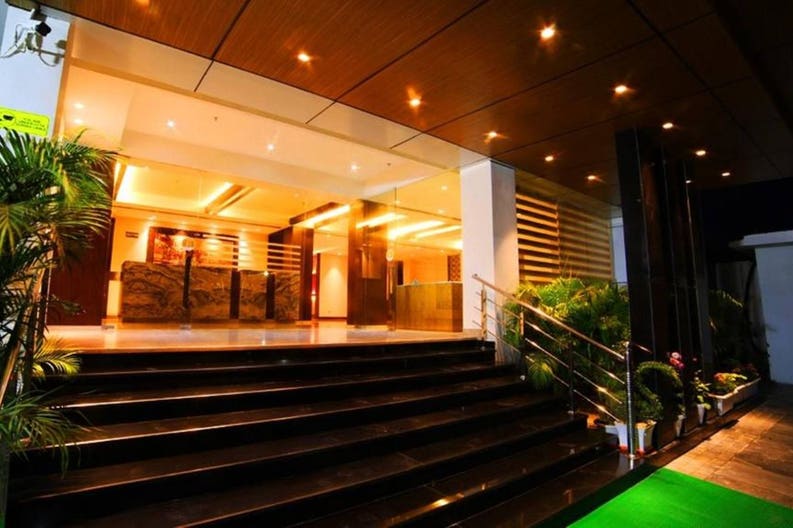 le-lotus-grand-varanasi