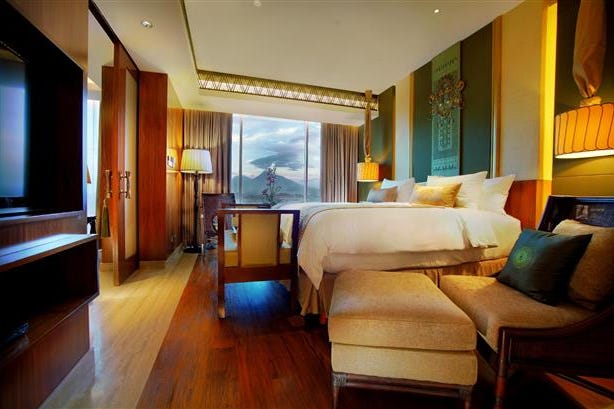 grand-aston-yogyakarta-camera