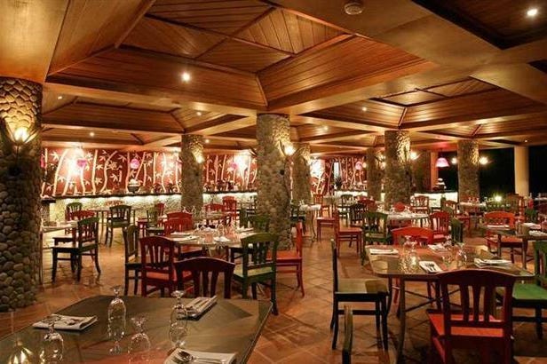 Restaurant of the Novus Puncak Resort & Spa in Indonesia