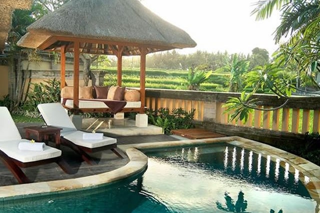 ubud-village-resort-bali-camera4
